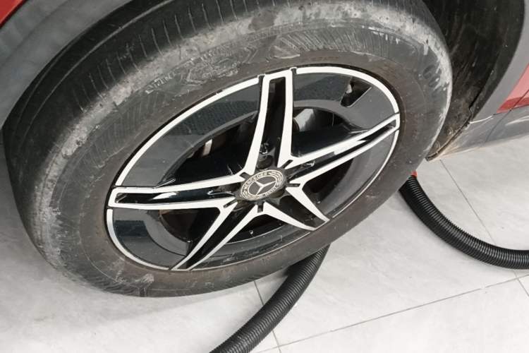 Used Mercedes-Benz EQA 2022 EQA 300 4MATIC Launch Edition Left Front Wheel Hub
