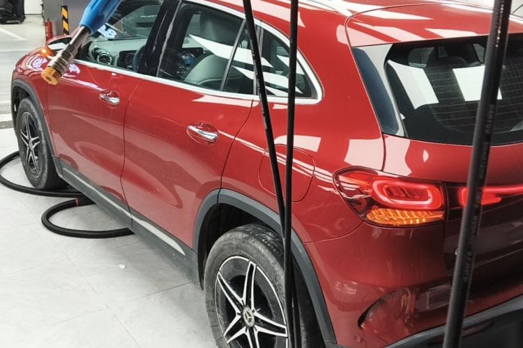 Used Mercedes-Benz EQA 2022 EQA 300 4MATIC Launch Edition Rear Left 45 Deg