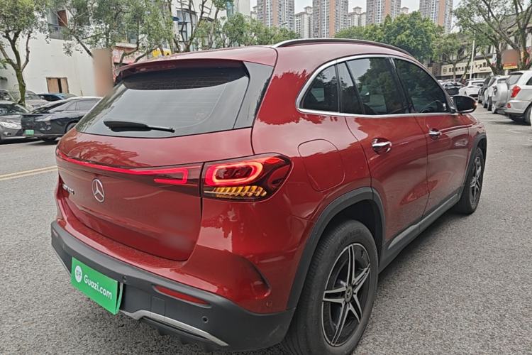 Used Mercedes-Benz EQA 2022 EQA 300 4MATIC Launch Edition Rear Right 45 Deg