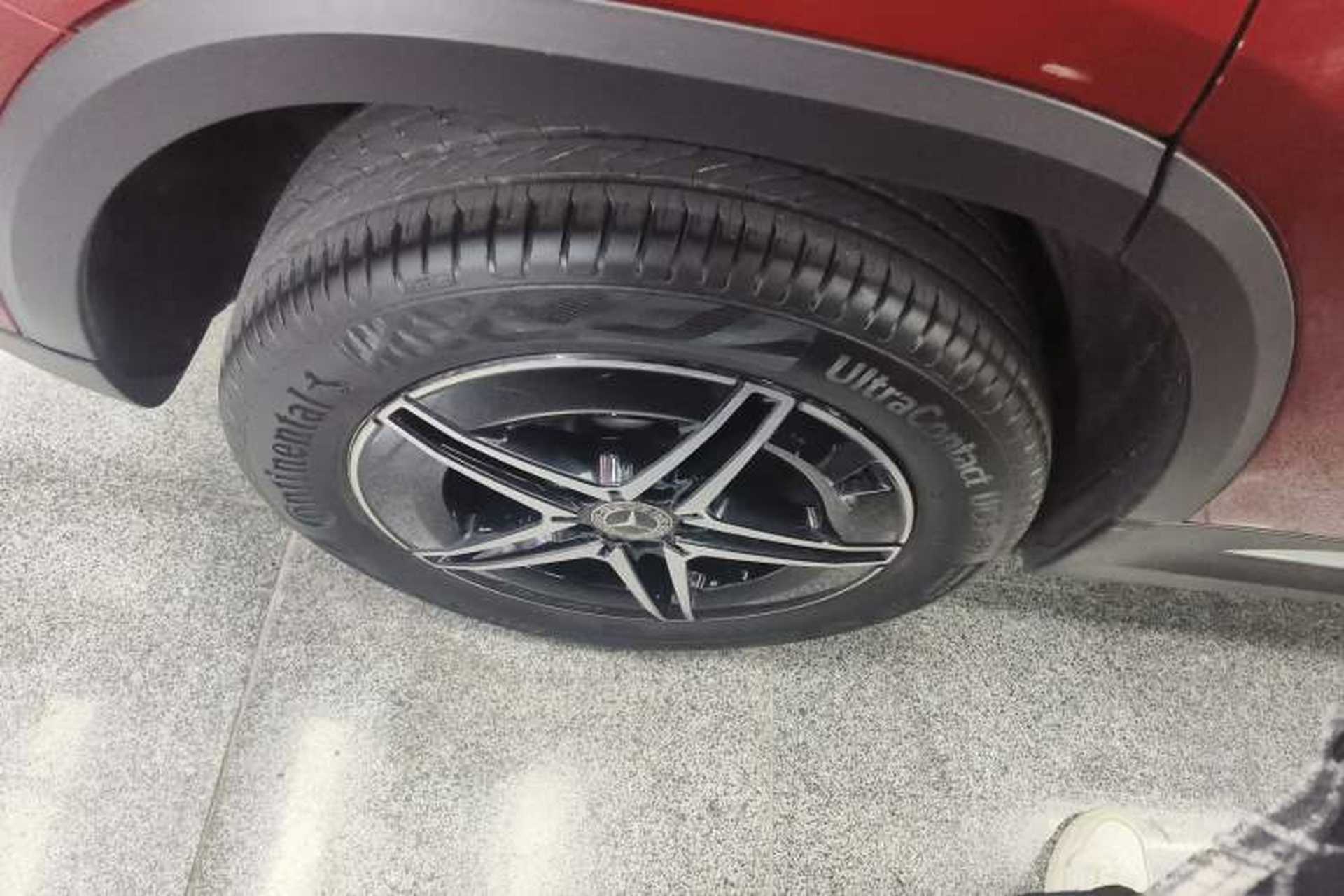 Used Mercedes-Benz EQA 2022 EQA 300 4MATIC Launch Edition Right Rear Wheel Hub