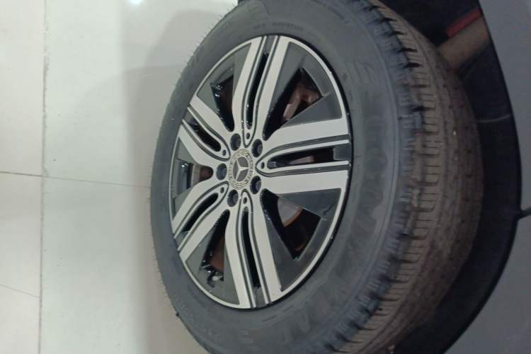 Used Mercedes-Benz EQA 2022 EQA 260 Right Rear Wheel Hub