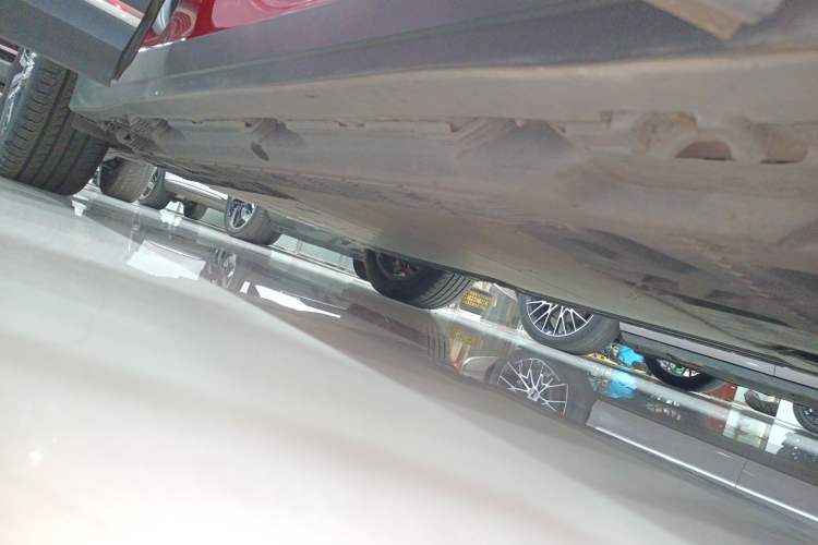 Used Mercedes-Benz EQA 2022 EQA 260 Right Side Sill