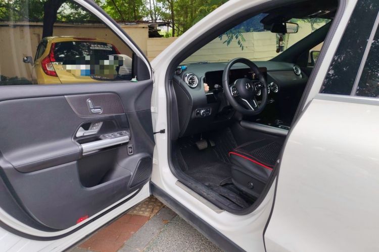 Used Mercedes-Benz EQA 2022 EQA 260 Driver Seat