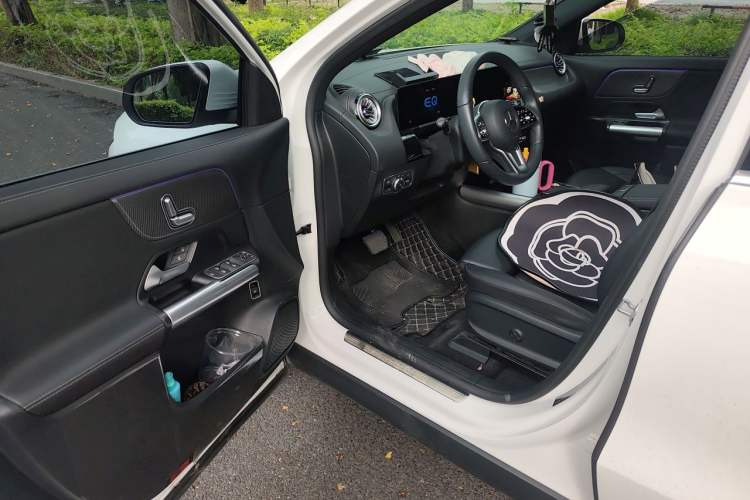 Used Mercedes-Benz EQA 2022 EQA 260 Driver Seat