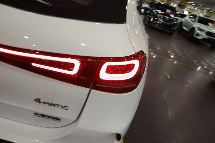 Used Mercedes-Benz EQA 2022 EQA 300 4MATIC Launch Edition Exterior 3