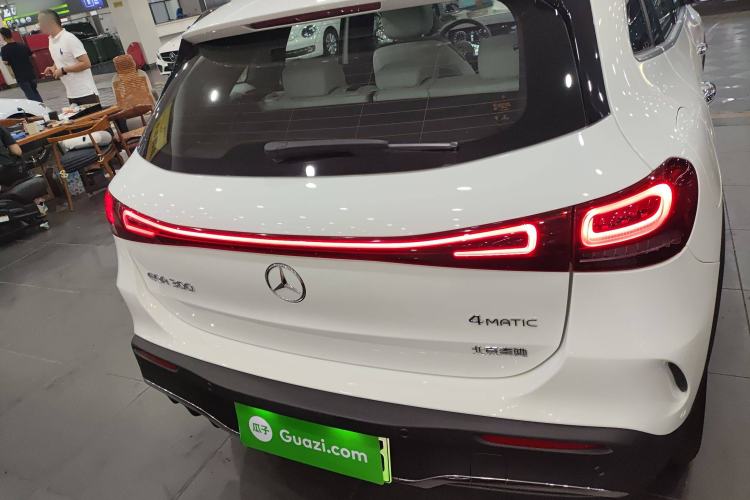 Used Mercedes-Benz EQA 2022 EQA 300 4MATIC Launch Edition Exterior 4