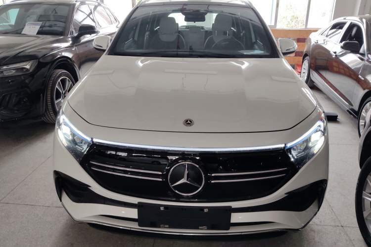Used Mercedes-Benz EQA 2022 EQA 300 4MATIC Launch Edition Front