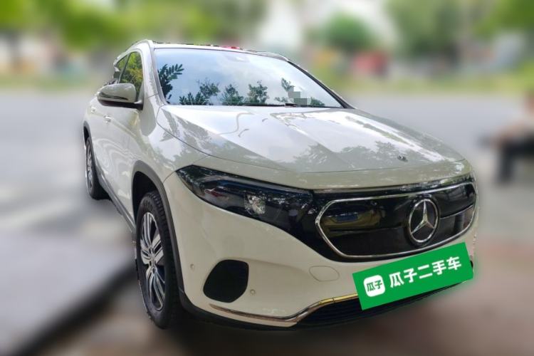 Used Mercedes-Benz EQA 2022 EQA 260 Front Right 45 Deg