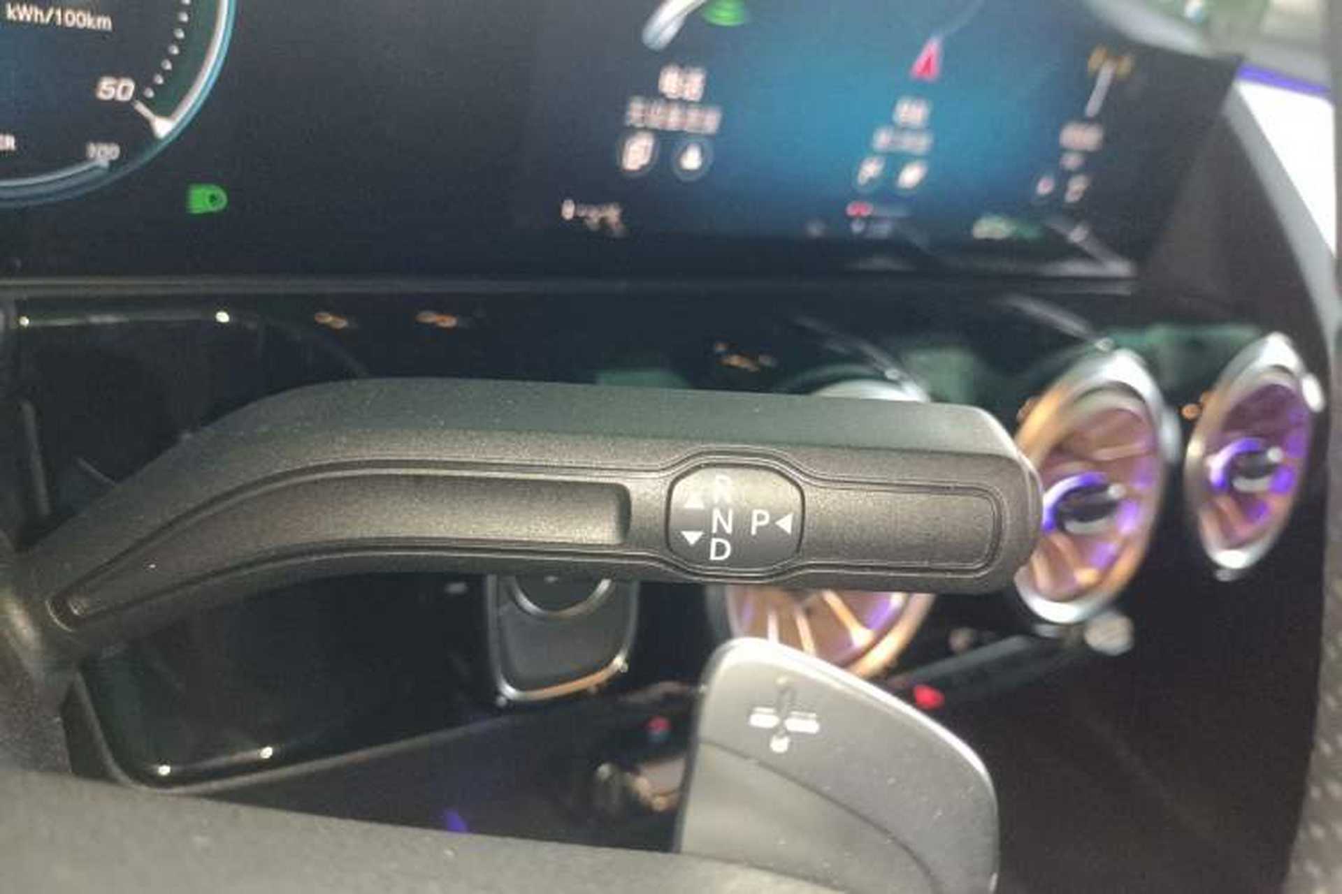 Used Mercedes-Benz EQA 2022 EQA 300 4MATIC Launch Edition Gear Lever