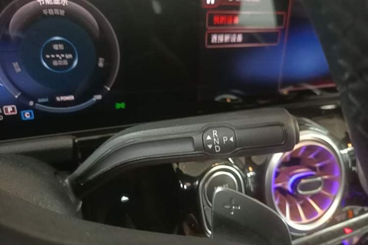 Used Mercedes-Benz EQA 2022 EQA 300 4MATIC Launch Edition Gear Lever