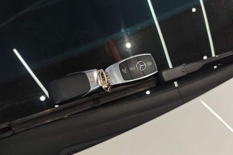 Used Mercedes-Benz EQA 2022 EQA 260 Interior 1