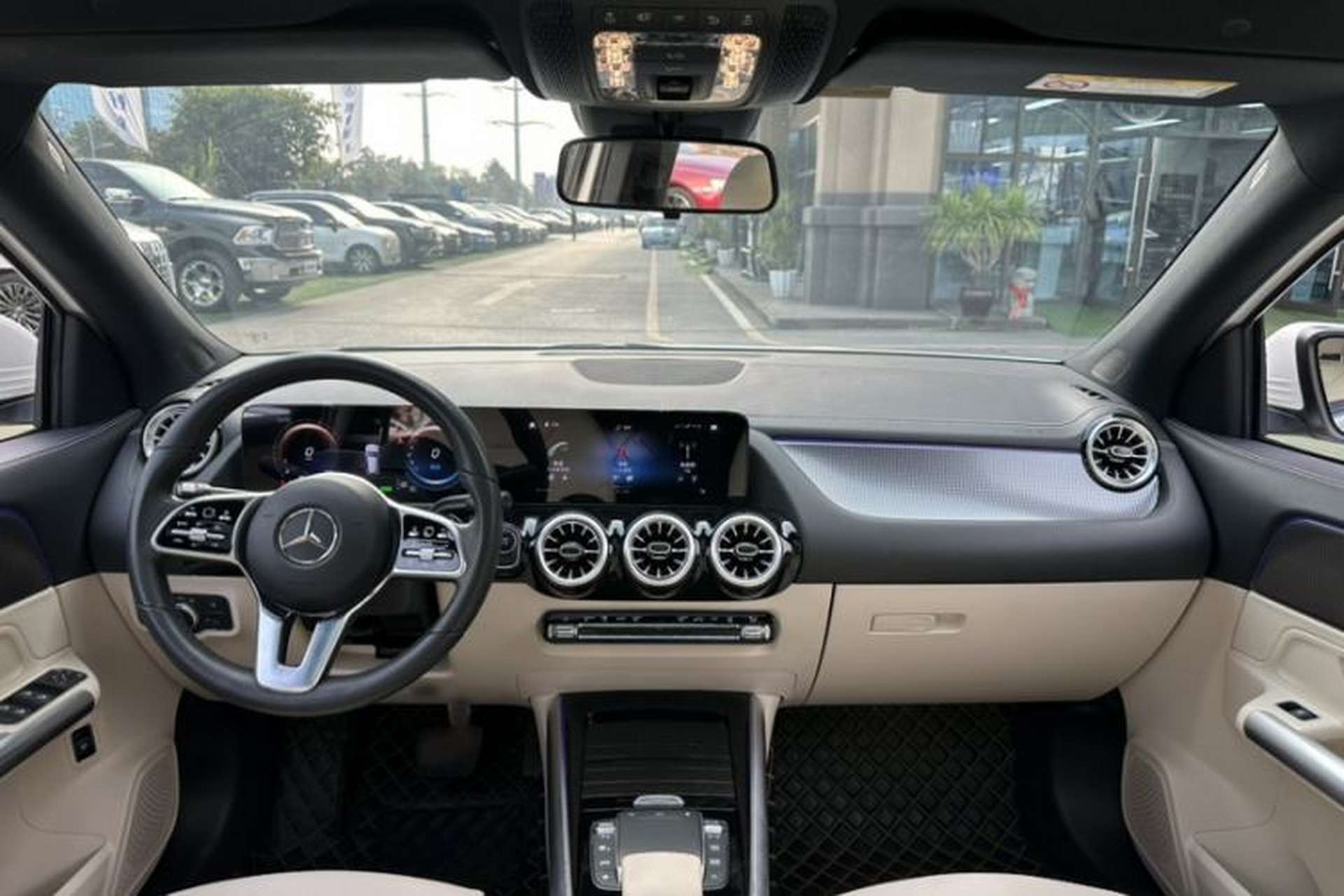 Used Mercedes-Benz EQA 2022 EQA 260 Interior 12