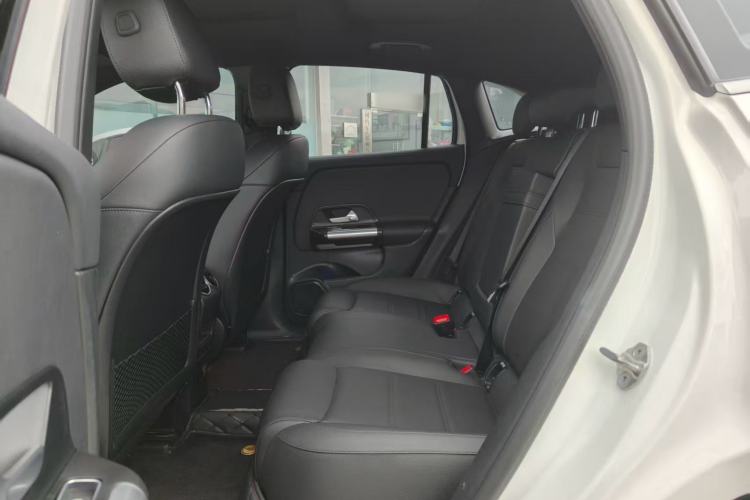 Used Mercedes-Benz EQA 2022 EQA 260 Interior 3