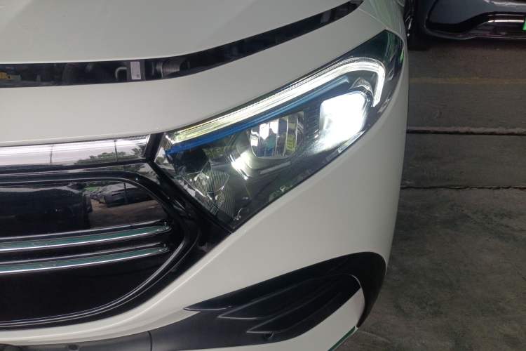 Used Mercedes-Benz EQA 2022 EQA 300 4MATIC Launch Edition Left Front Headlight