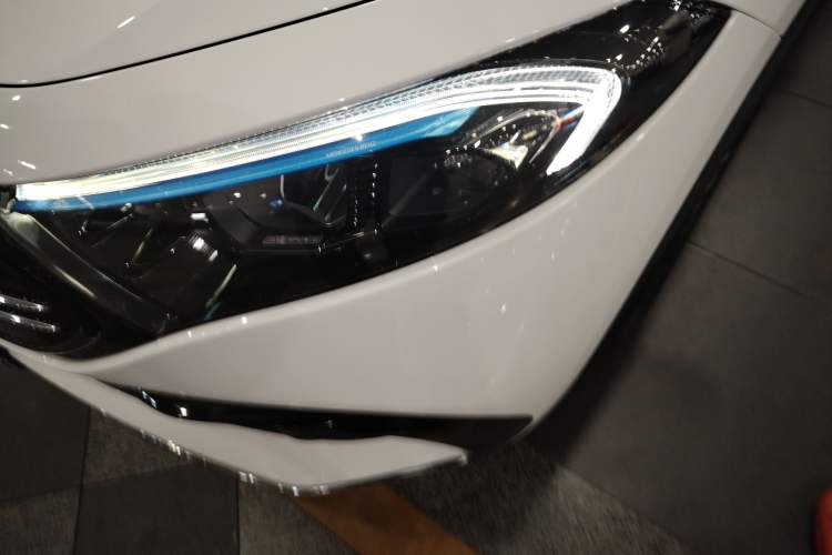 Used Mercedes-Benz EQA 2022 EQA 300 4MATIC Launch Edition Left Front Headlight