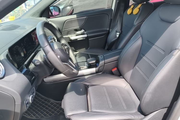 Used Mercedes-Benz EQA 2022 EQA 260 Left Front Seat