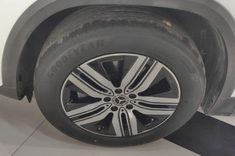 Used Mercedes-Benz EQA 2022 EQA 260 Left Front Wheel Hub