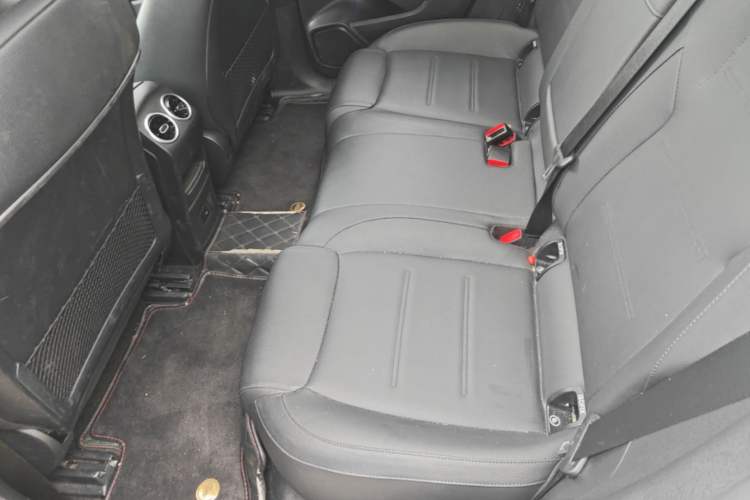 Used Mercedes-Benz EQA 2022 EQA 260 Left Rear Seat