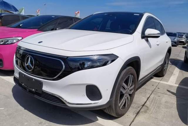 Ojetý Mercedes-Benz EQA 2022 EQA 260