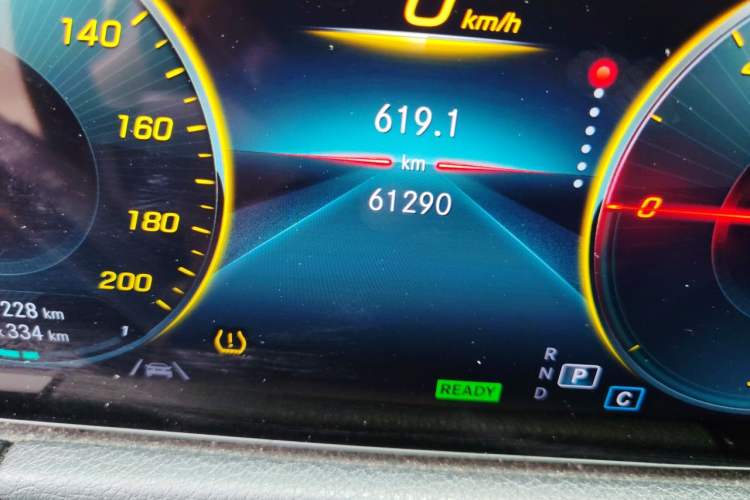 Used Mercedes-Benz EQA 2022 EQA 260 Odometer Close Up