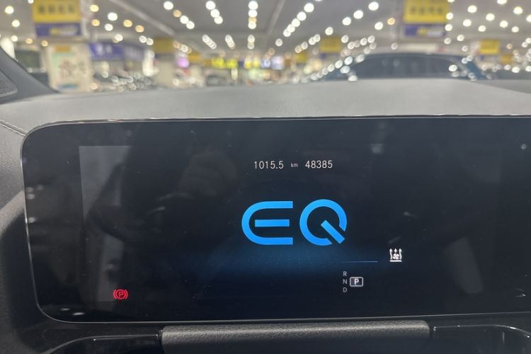 Used Mercedes-Benz EQA 2022 EQA 300 4MATIC Launch Edition Odometer Close Up