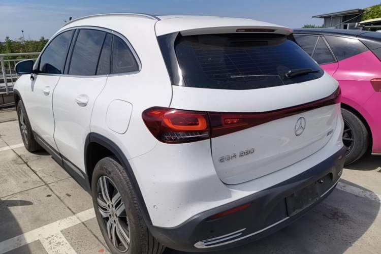 Used Mercedes-Benz EQA 2022 EQA 260 Rear Left 45 Deg
