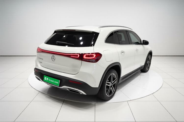 Used Mercedes-Benz EQA 2022 EQA 300 4MATIC Launch Edition Rear Right 45 Deg