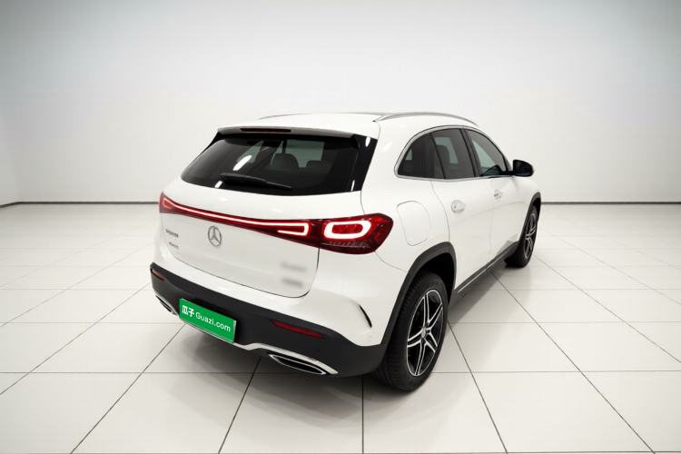 Used Mercedes-Benz EQA 2022 EQA 300 4MATIC Launch Edition Rear Right 45 Deg