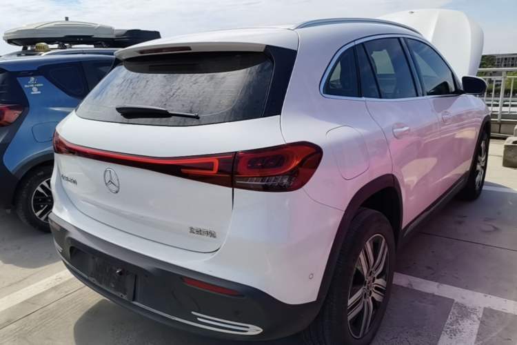 Used Mercedes-Benz EQA 2022 EQA 260 Rear Right 45 Deg