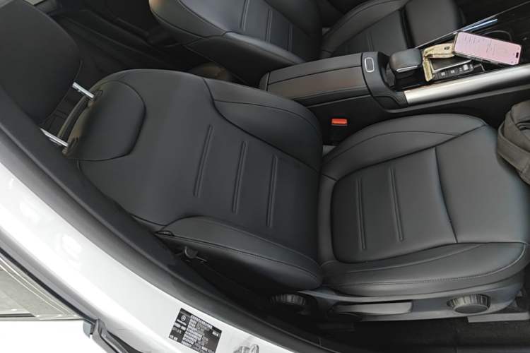 Used Mercedes-Benz EQA 2022 EQA 260 Right Front Seat