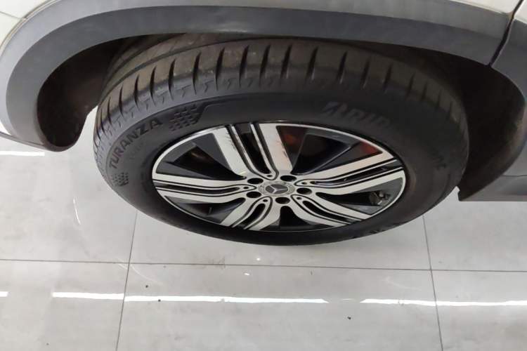 Used Mercedes-Benz EQA 2022 EQA 260 Right Rear Wheel Hub