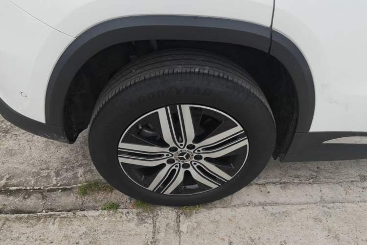 Used Mercedes-Benz EQA 2022 EQA 260 Right Rear Wheel Hub