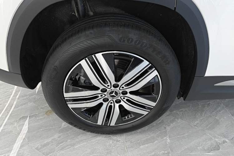 Used Mercedes-Benz EQA 2022 EQA 260 Right Rear Wheel Hub