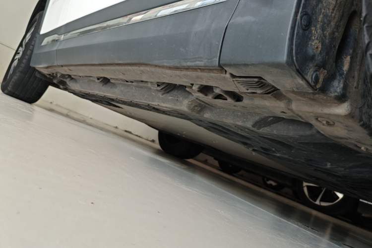 Used Mercedes-Benz EQA 2022 EQA 260 Right Side Sill