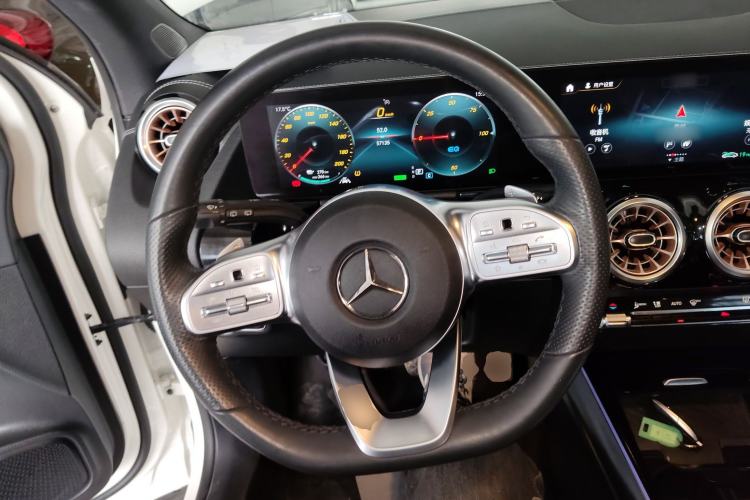 Used Mercedes-Benz EQA 2022 EQA 300 4MATIC Launch Edition Steering Wheel