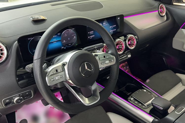 Used Mercedes-Benz EQA 2022 EQA 300 4MATIC Launch Edition Steering Wheel