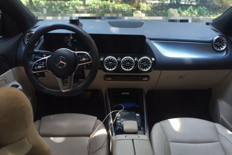 Used Mercedes-Benz EQA 2022 EQA 260 Center Console