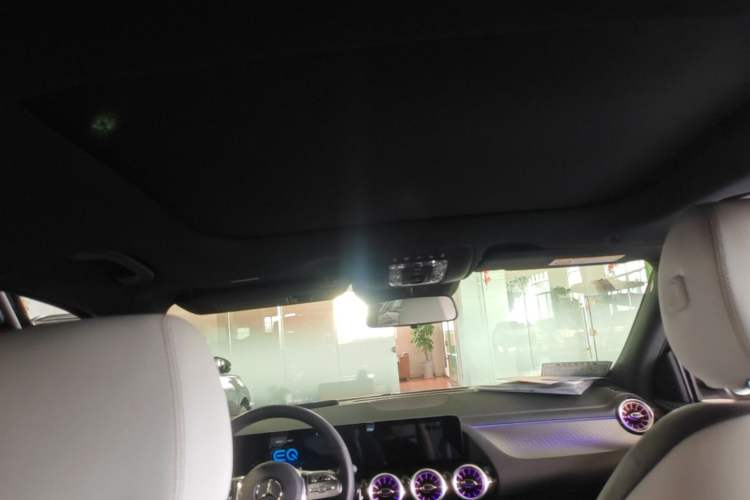 Used Mercedes-Benz EQA 2022 EQA 300 4MATIC Launch Edition Headliner