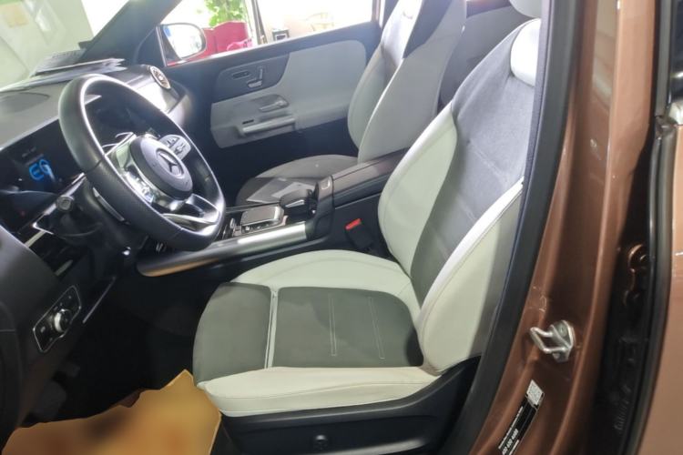 Used Mercedes-Benz EQA 2022 EQA 300 4MATIC Launch Edition Left Front Seat