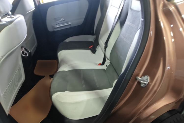 Used Mercedes-Benz EQA 2022 EQA 300 4MATIC Launch Edition Left Rear Seat