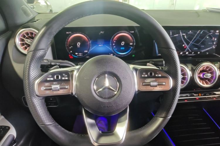 Used Mercedes-Benz EQA 2022 EQA 300 4MATIC Launch Edition Steering Wheel