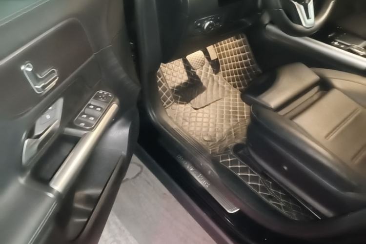 Used Mercedes-Benz EQA 2023 EQA 260 Driver Seat