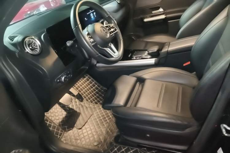Used Mercedes-Benz EQA 2023 EQA 260 Left Front Seat