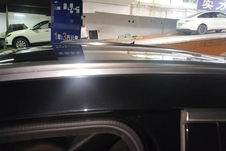 Used Mercedes-Benz EQA 2023 EQA 260 Roof