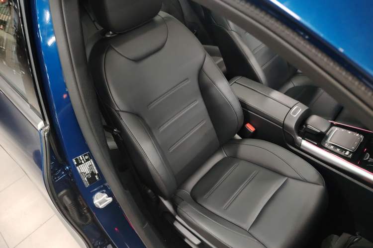 Used Mercedes-Benz EQA 2023 EQA 260 Right Front Seat