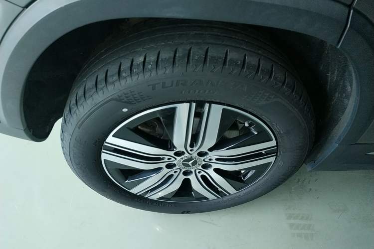 Used Mercedes-Benz EQA 2023 EQA 260 Exterior 8