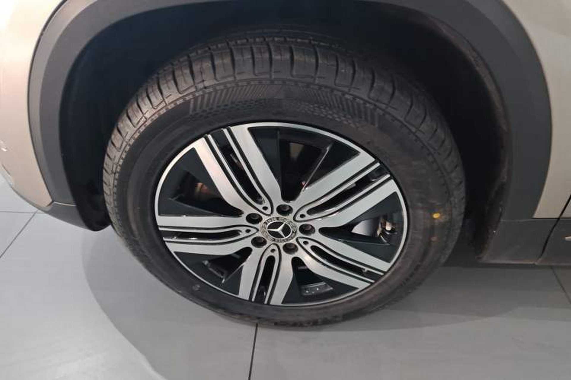 Used Mercedes-Benz EQA 2023 EQA 260 Left Front Wheel Hub