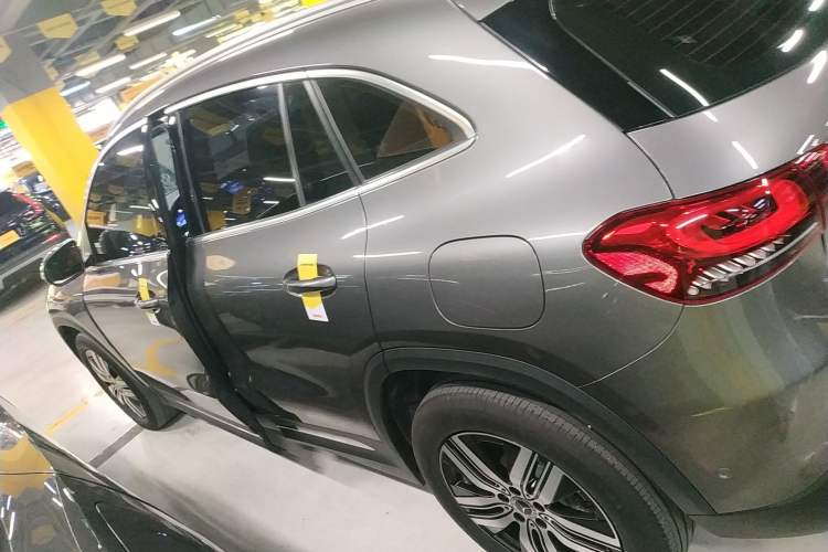 Used Mercedes-Benz EQA 2023-Year Restyled EQA 260 Left Side