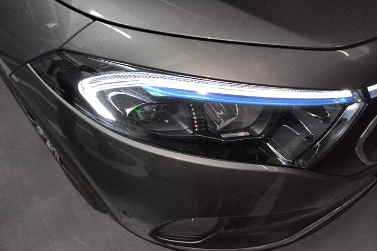 Used Mercedes-Benz EQA 2023-Year Restyled EQA 260 Right Front Headlight
