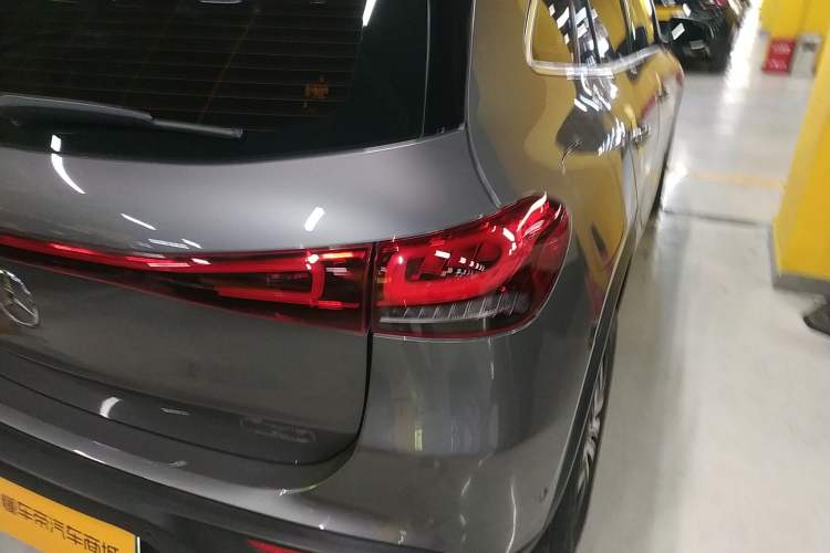 Used Mercedes-Benz EQA 2023-Year Restyled EQA 260 Right Rear Taillight